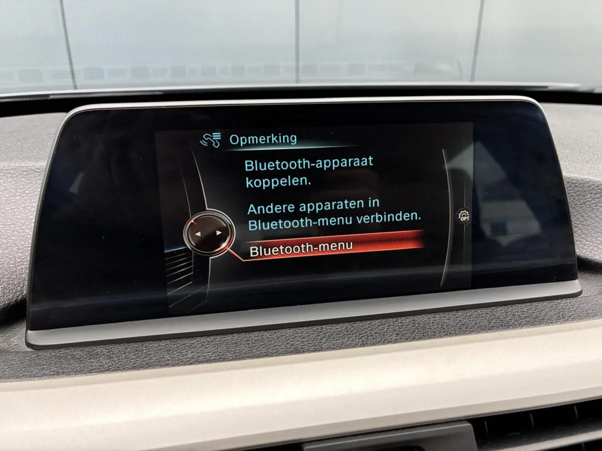 318d | CLIMA | NAVI | STOELVERWARMING