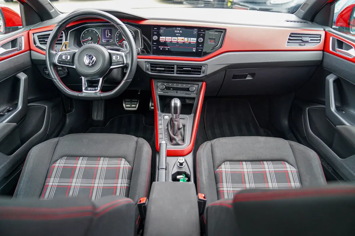 2.0 TSI GTI | Panorama | Automaat | Climatronic | Stoelverwarming | Virtual cockpit | Apple carplay | NAP