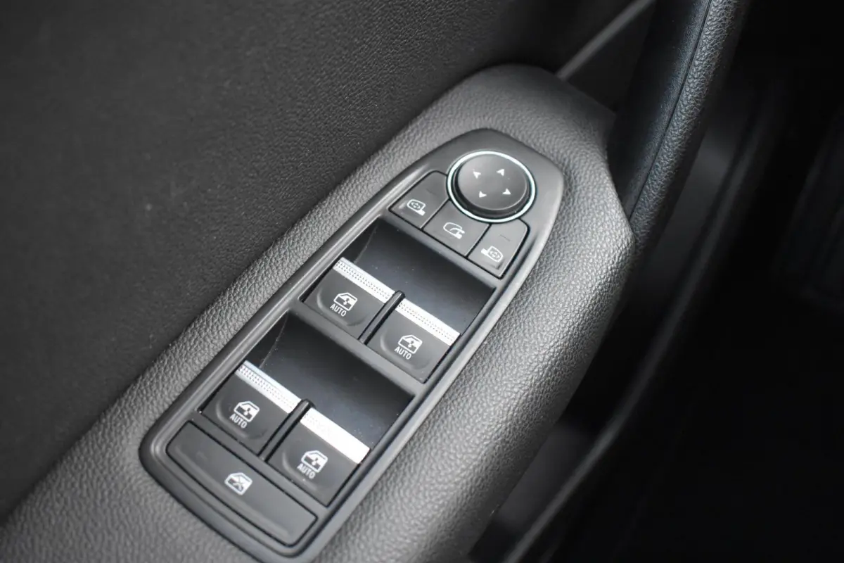 1.6 E-Tech Plug-in Hybrid 160 Edition One