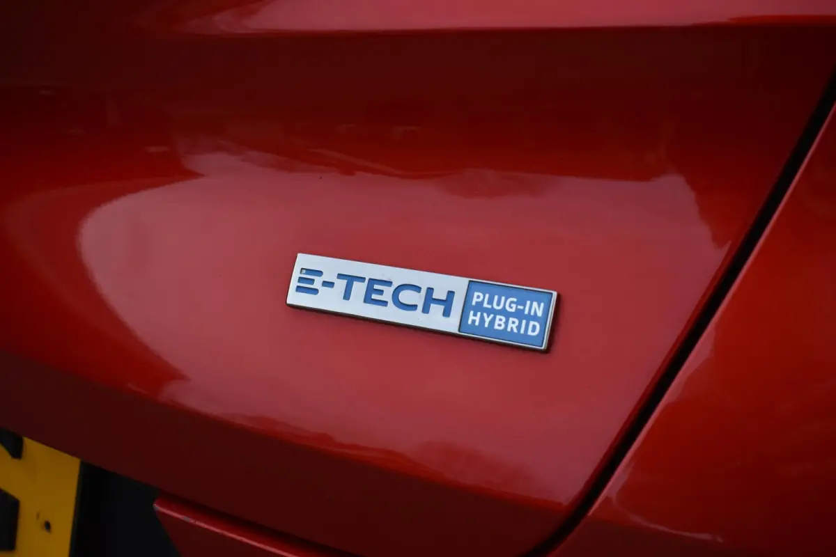 1.6 E-Tech Plug-in Hybrid 160 Edition One