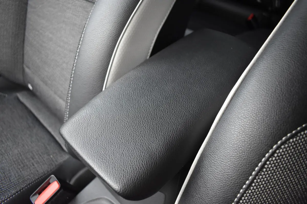 1.6 E-Tech Plug-in Hybrid 160 Edition One