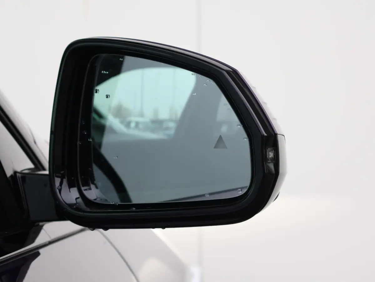 220 M Sport Design Edition M- Sport Pro / Harman Kardon / Comfort Acces / Panoramadak / Head-Up / Stoelverwarming