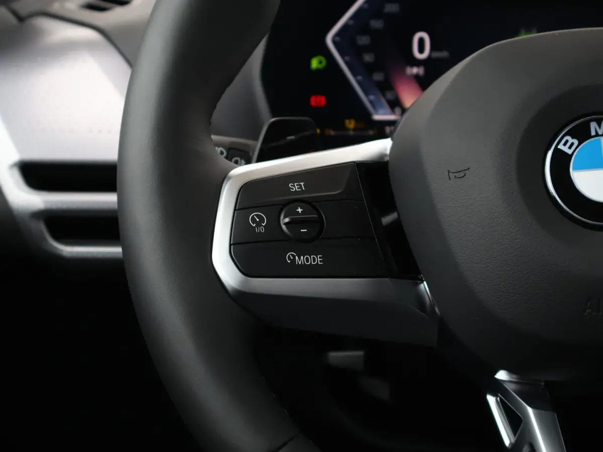 220 M Sport Design Edition M- Sport Pro / Harman Kardon / Comfort Acces / Panoramadak / Head-Up / Stoelverwarming