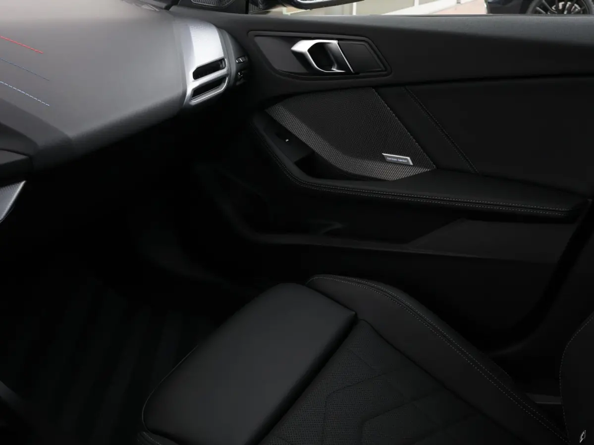 220 M Sport Design Edition M- Sport Pro / Harman Kardon / Comfort Acces / Panoramadak / Head-Up / Stoelverwarming
