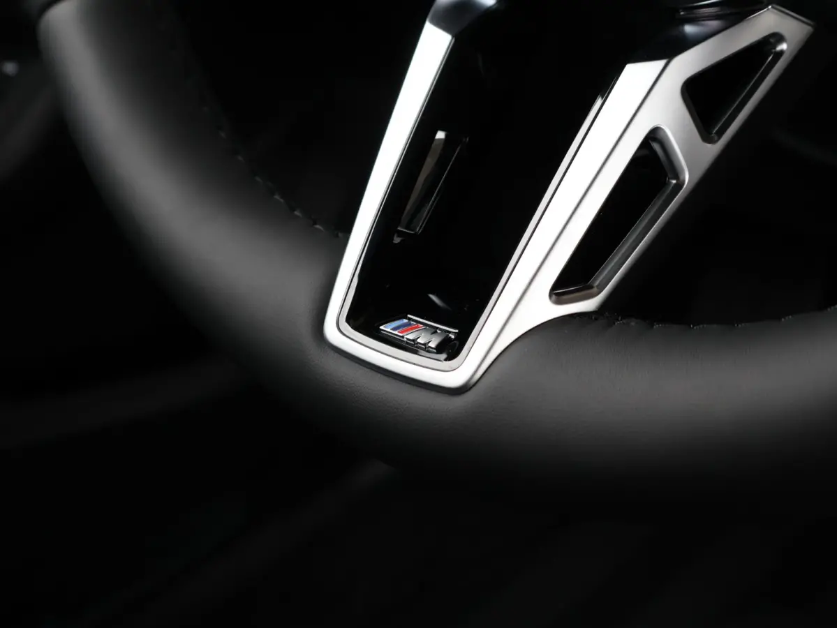 220 M Sport Design Edition M- Sport Pro / Harman Kardon / Comfort Acces / Panoramadak / Head-Up / Stoelverwarming