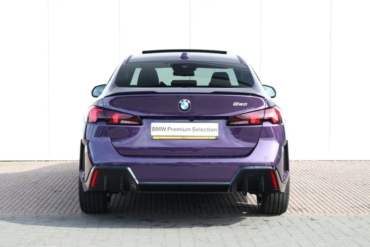 220 M Sport Design Edition M- Sport Pro / Harman Kardon / Comfort Acces / Panoramadak / Head-Up / Stoelverwarming