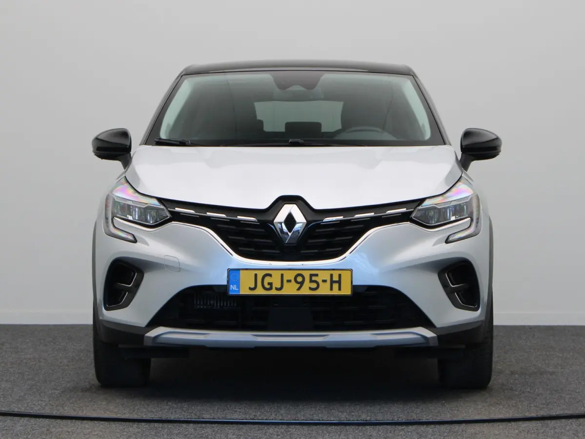 TCe 90pk Techno | Parkeersensoren voor en achter | Achteruitrijcamera | Navigatie | Climate control | Cruise control |