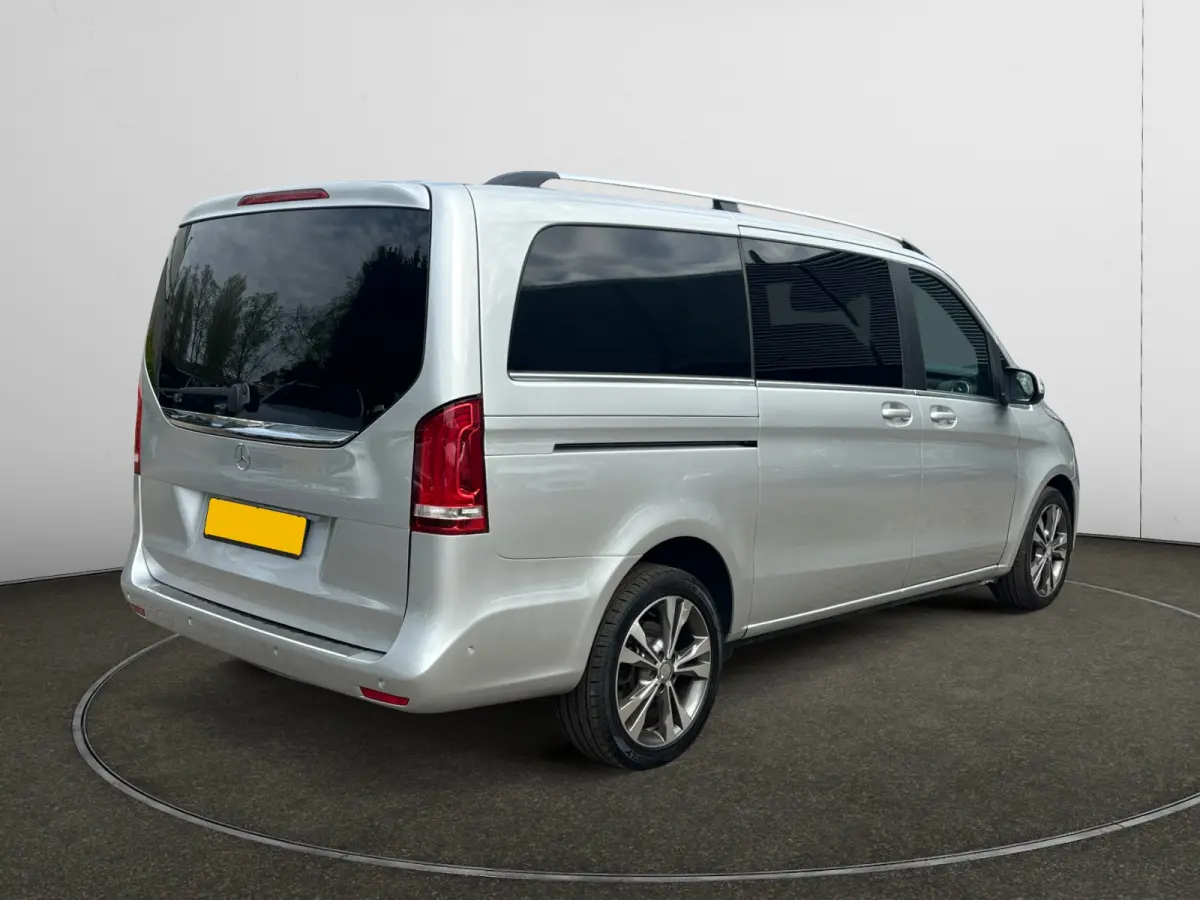250 Lang Dubbele Cabine Aut- Euro 6, 2x Schuifdeur, 360 Camera, Lane Assist, Xenon led