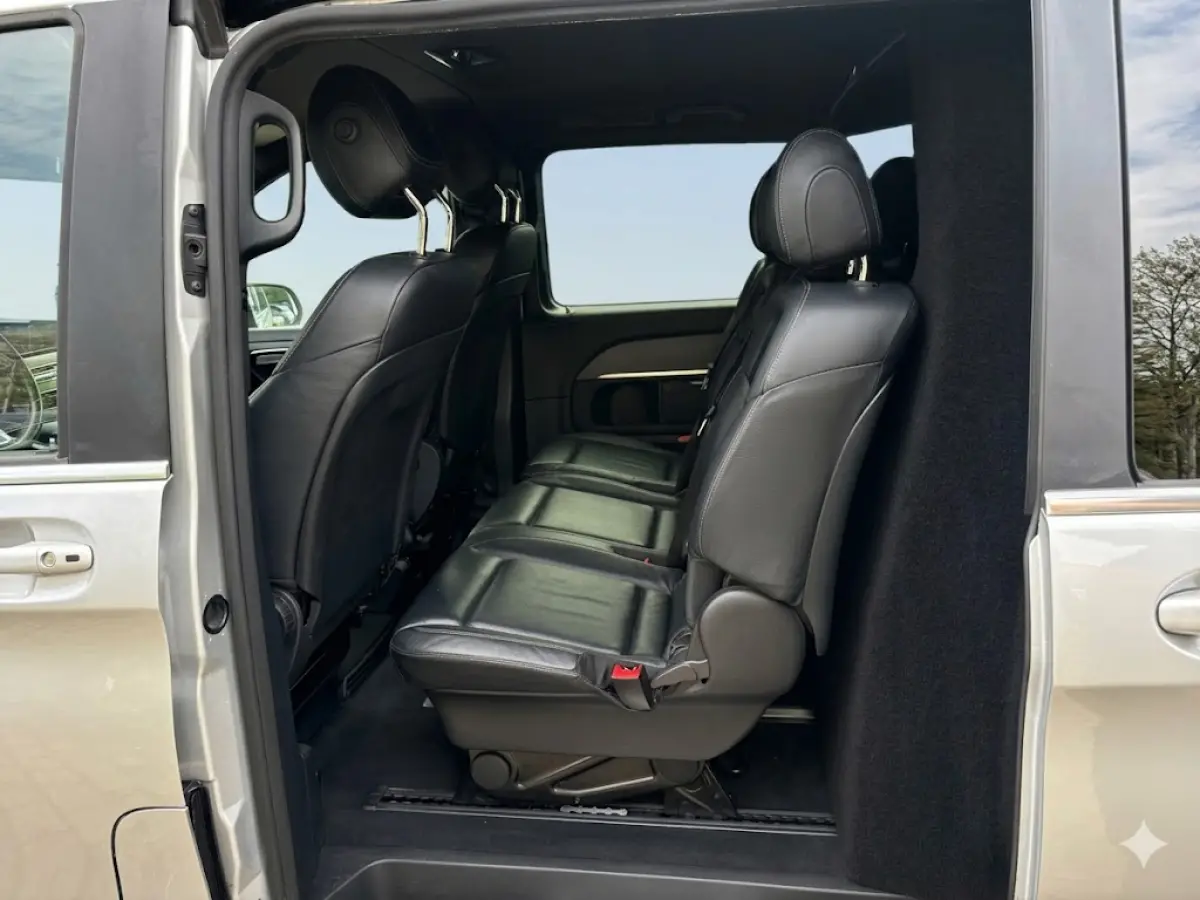 250 Lang Dubbele Cabine Aut- Euro 6, 2x Schuifdeur, 360 Camera, Lane Assist, Xenon led