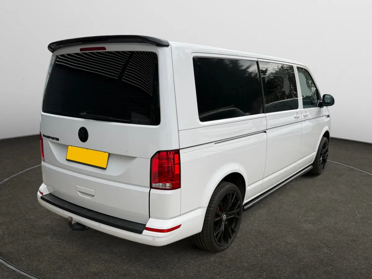 2.0 TDI Euro 6 150Pk L2 Bulli Aut- Dubbele Cabine, 6 Pers, 2x Schuifdeur, CarPlay, Park Assist
