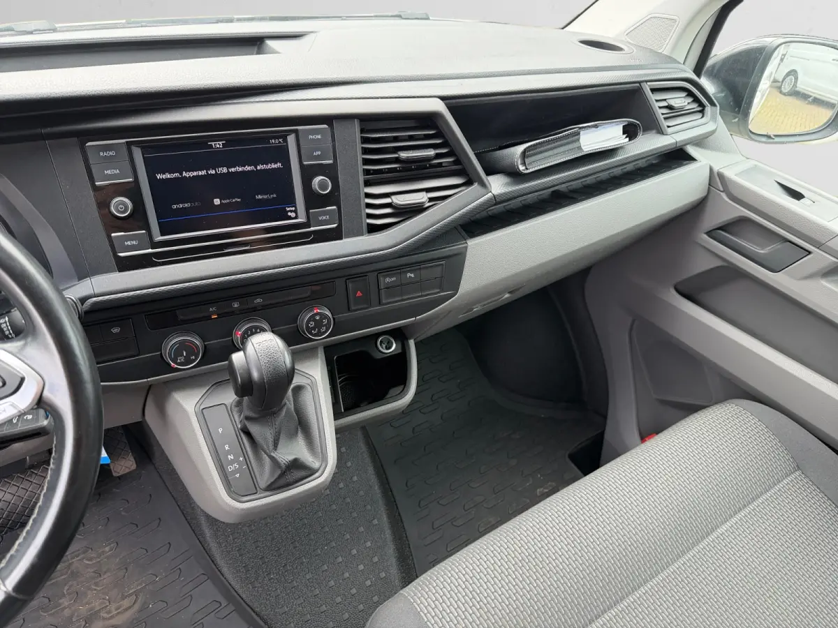 2.0 TDI Euro 6 150Pk L2 Bulli Aut- Dubbele Cabine, 6 Pers, 2x Schuifdeur, CarPlay, Park Assist