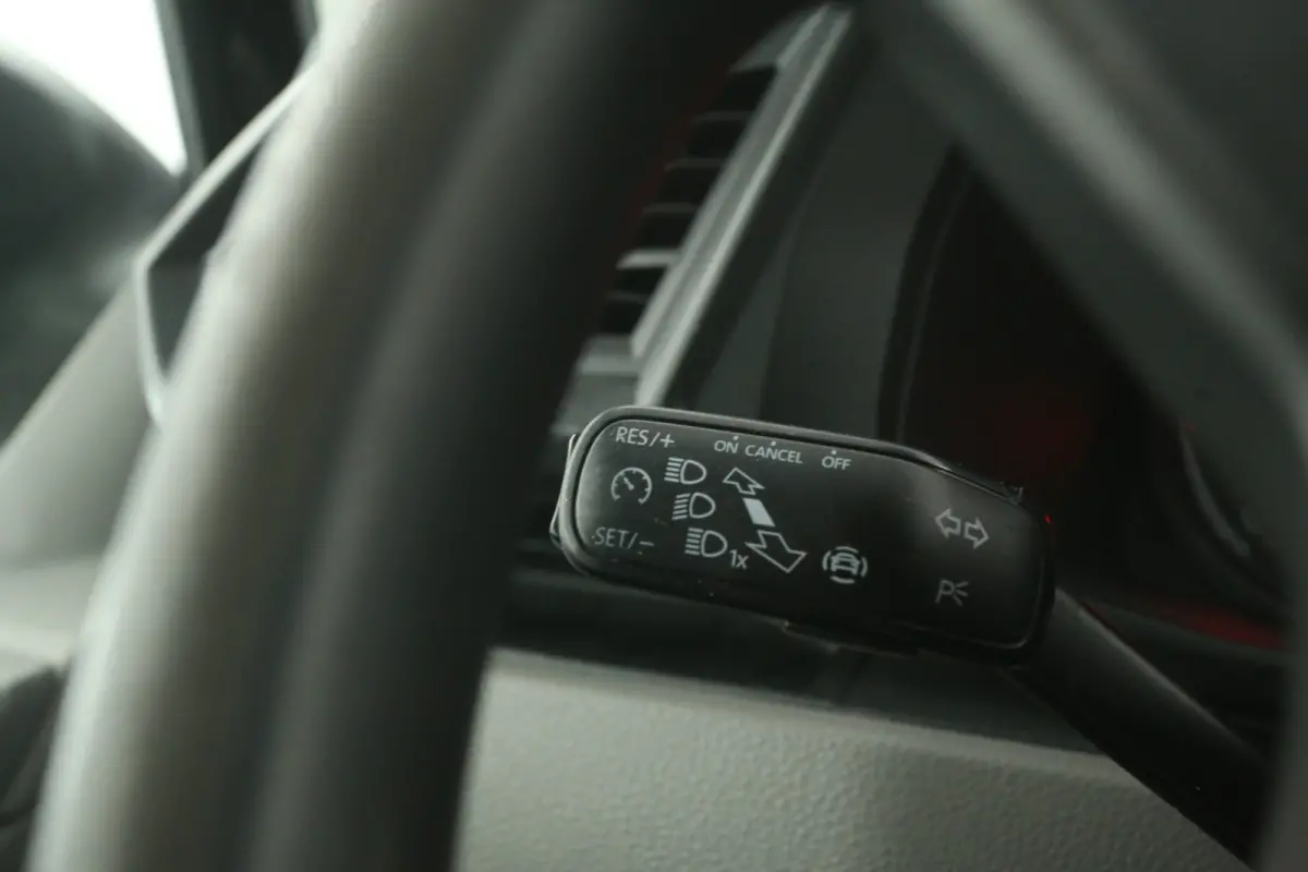 2.0 TDI L2H1 | Airco | Cruise | Carplay | Navi | Parkeersensoren