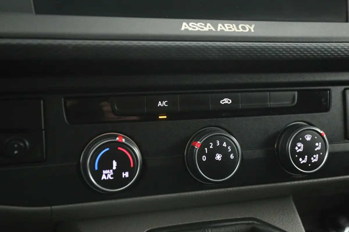 2.0 TDI L2H1 | Airco | Cruise | Carplay | Navi | Parkeersensoren