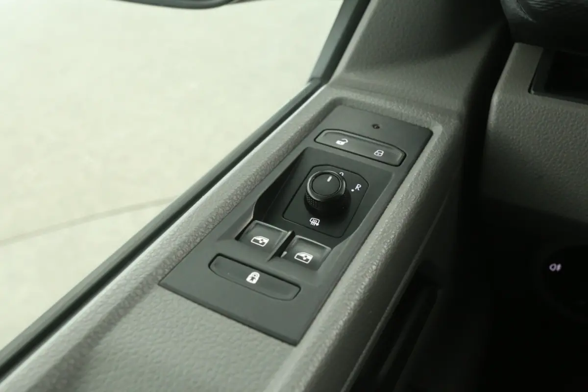 2.0 TDI L2H1 | Airco | Cruise | Carplay | Navi | Parkeersensoren