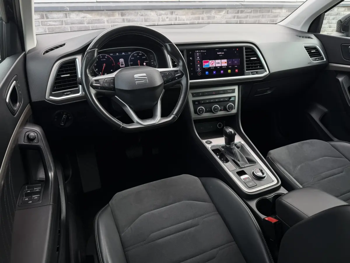 1.5 TSI Xperience Business Intense Elek. Trekhaak | 360° | Alcantara | LED | Carplay | Navi | Camera | PDC