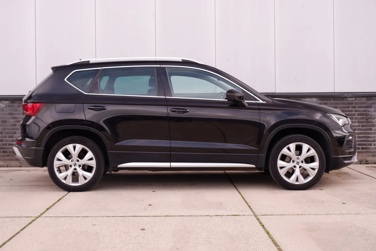 1.5 TSI Xperience Business Intense Elek. Trekhaak | 360° | Alcantara | LED | Carplay | Navi | Camera | PDC