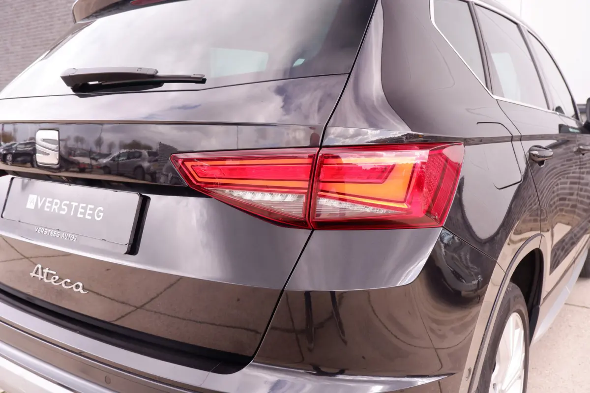 1.5 TSI Xperience Business Intense Elek. Trekhaak | 360° | Alcantara | LED | Carplay | Navi | Camera | PDC