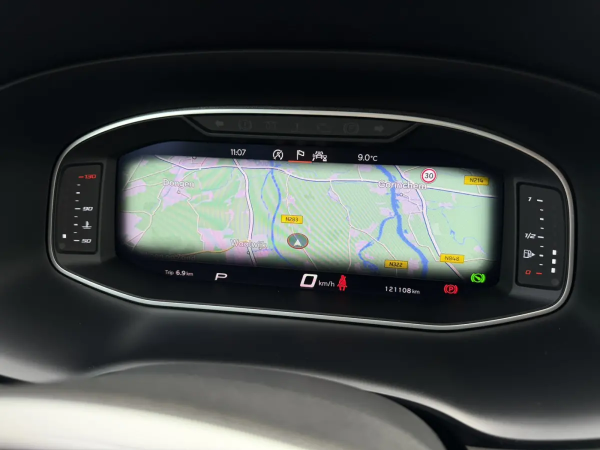 1.5 TSI Xperience Business Intense Elek. Trekhaak | 360° | Alcantara | LED | Carplay | Navi | Camera | PDC