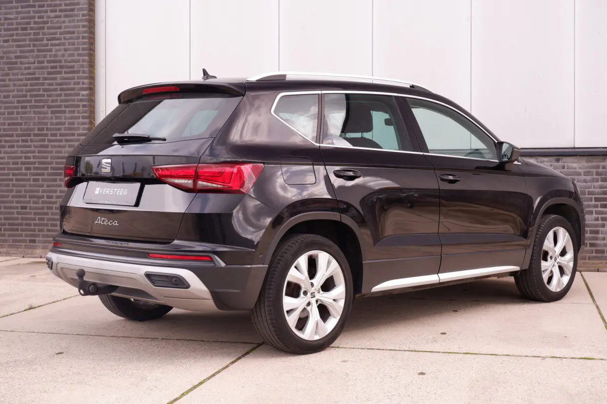 1.5 TSI Xperience Business Intense Elek. Trekhaak | 360° | Alcantara | LED | Carplay | Navi | Camera | PDC