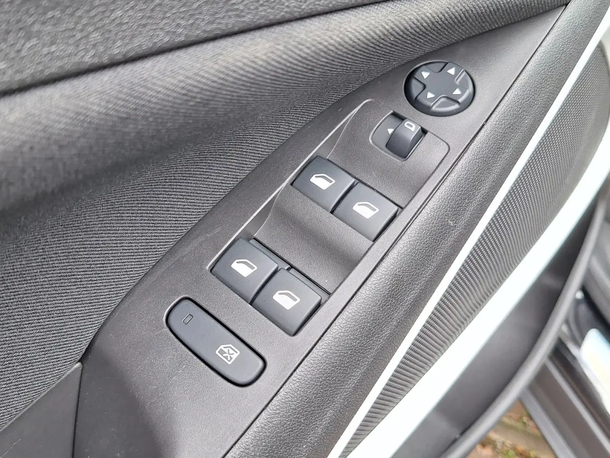 1.2 Turbo Edition 2020 /Navi/Apple/Android/Cruise/1e Eig/Garantie