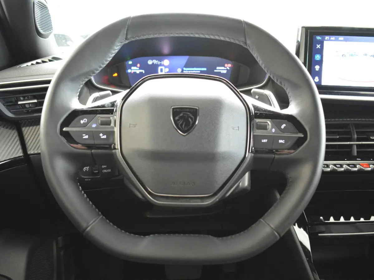 1.2 Hybrid 136 Allure | Navigatie | Parkeer Camera | Stoelverwarming |