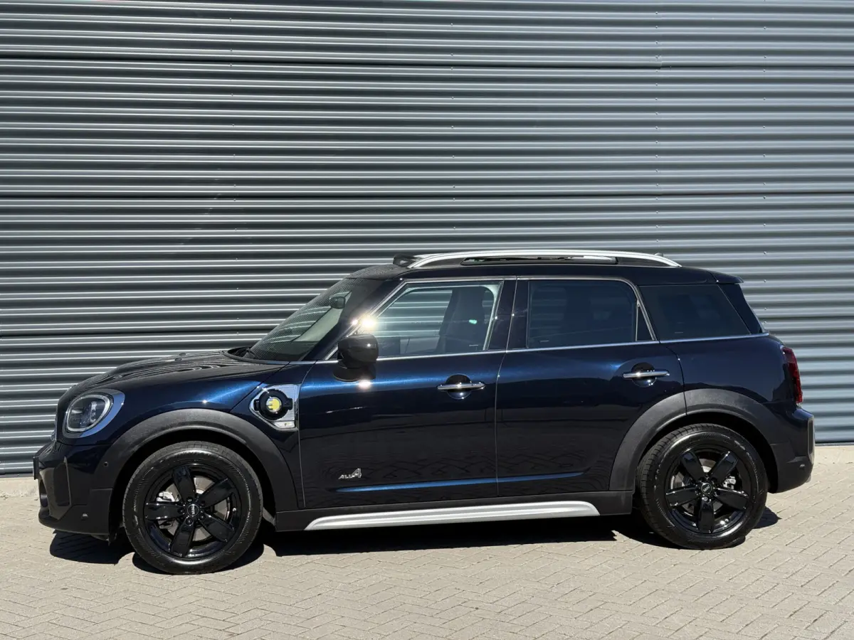 1.5 Cooper ALL4 Pano/H&K/Leder/Camera