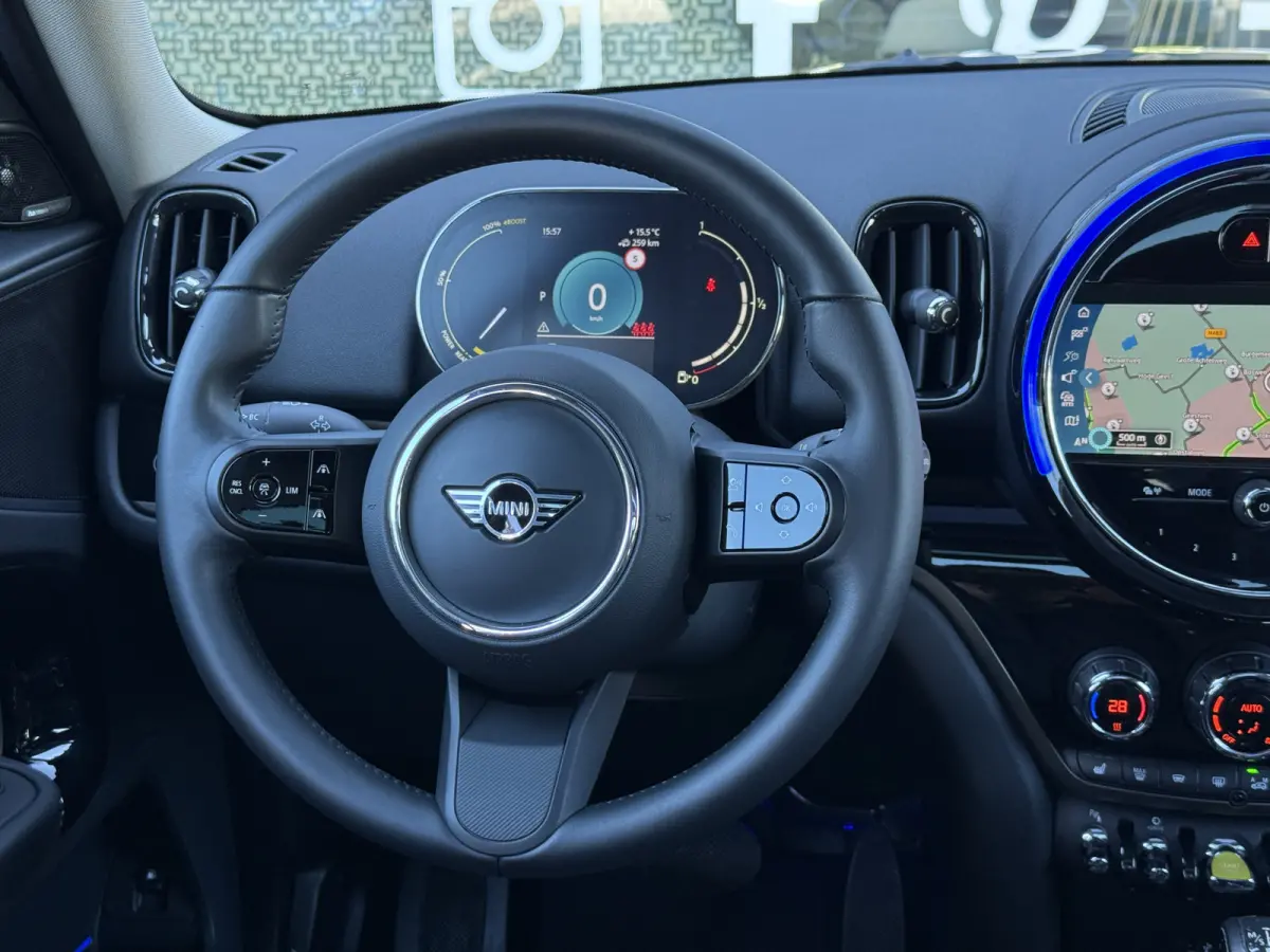 1.5 Cooper ALL4 Pano/H&K/Leder/Camera