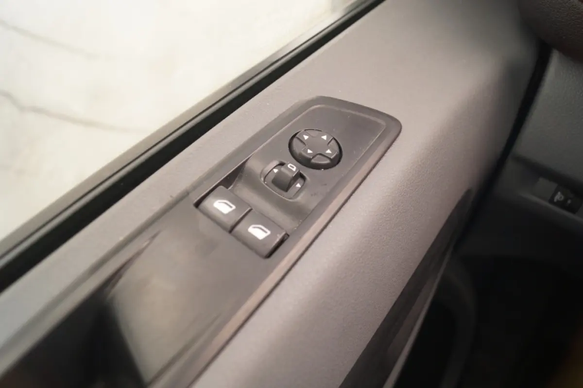 1.5 BlueHDI Standard Premium -NAVI-AIRCO-TREKHAAK-