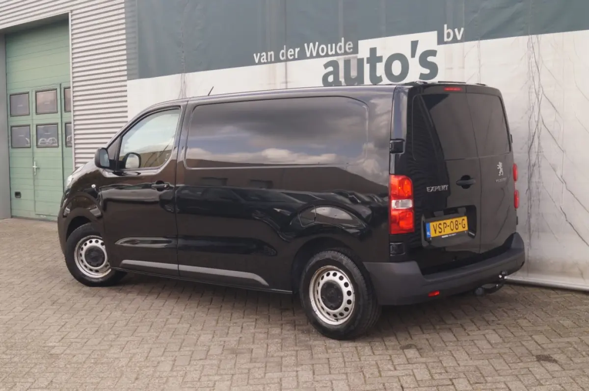 1.5 BlueHDI Standard Premium -NAVI-AIRCO-TREKHAAK-