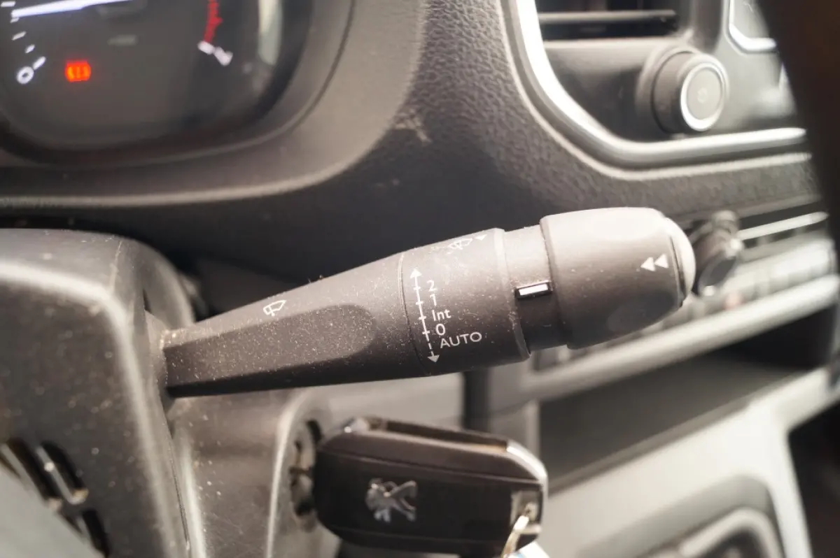 1.5 BlueHDI Standard Premium -NAVI-AIRCO-TREKHAAK-