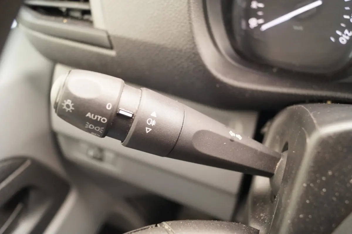 1.5 BlueHDI Standard Premium -NAVI-AIRCO-TREKHAAK-
