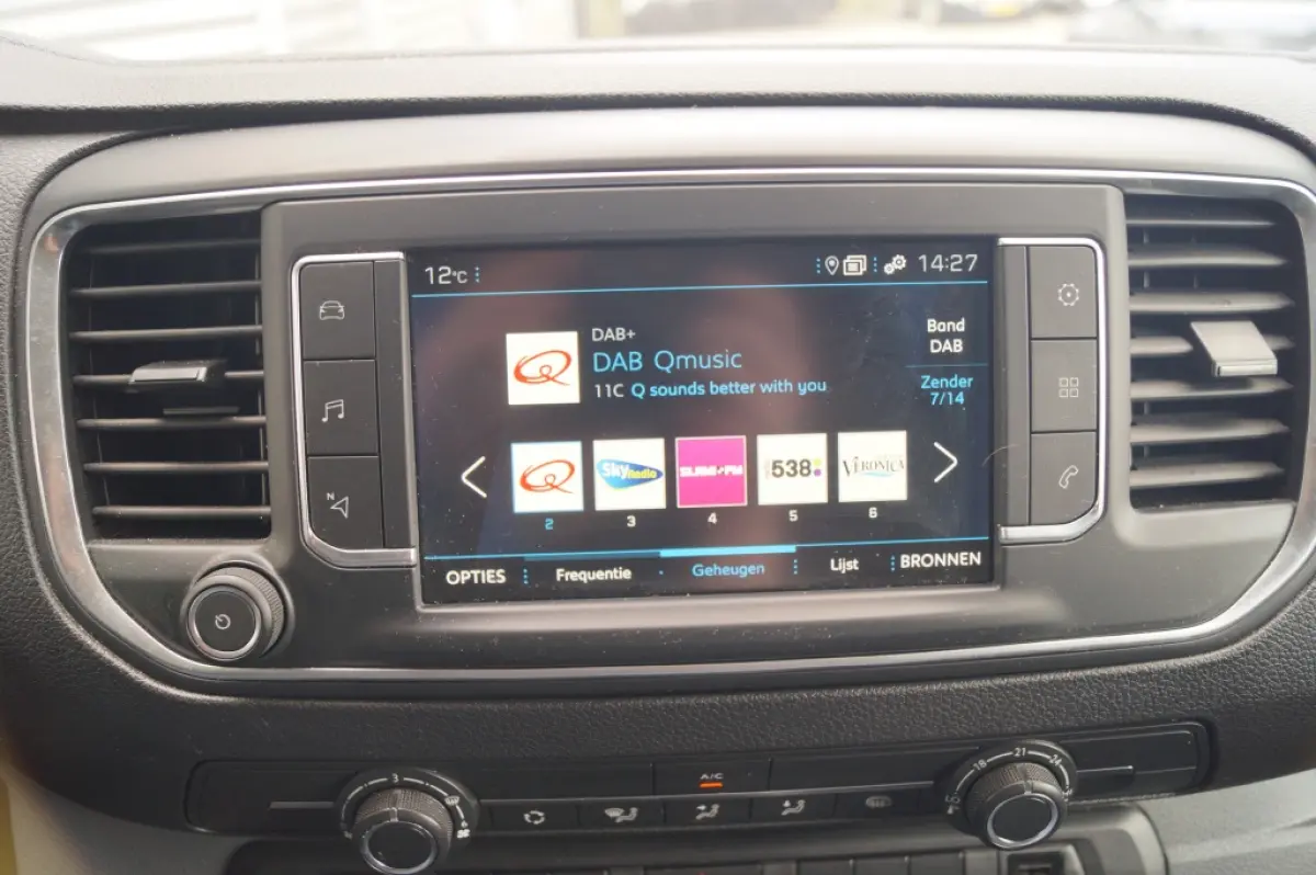 1.5 BlueHDI Standard Premium -NAVI-AIRCO-TREKHAAK-