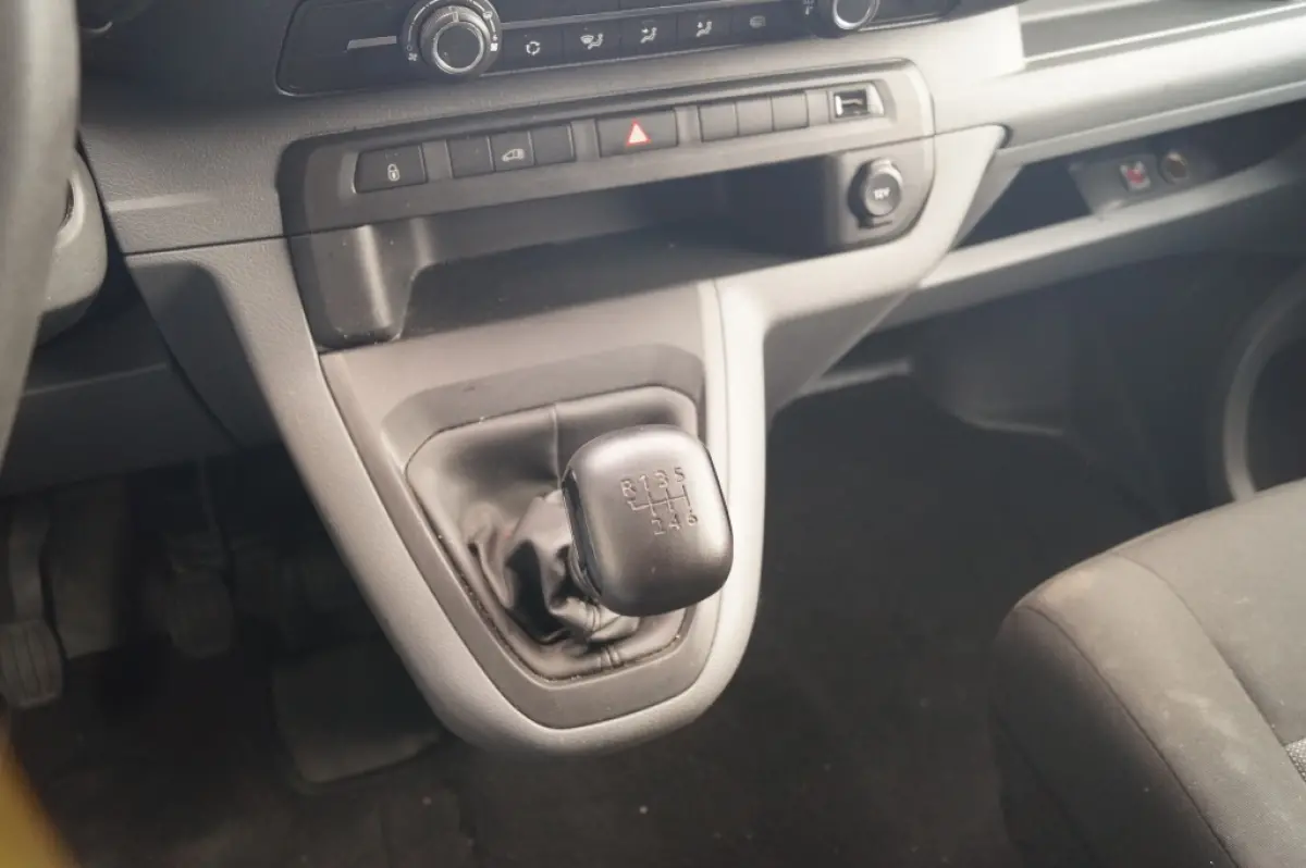 1.5 BlueHDI Standard Premium -NAVI-AIRCO-TREKHAAK-
