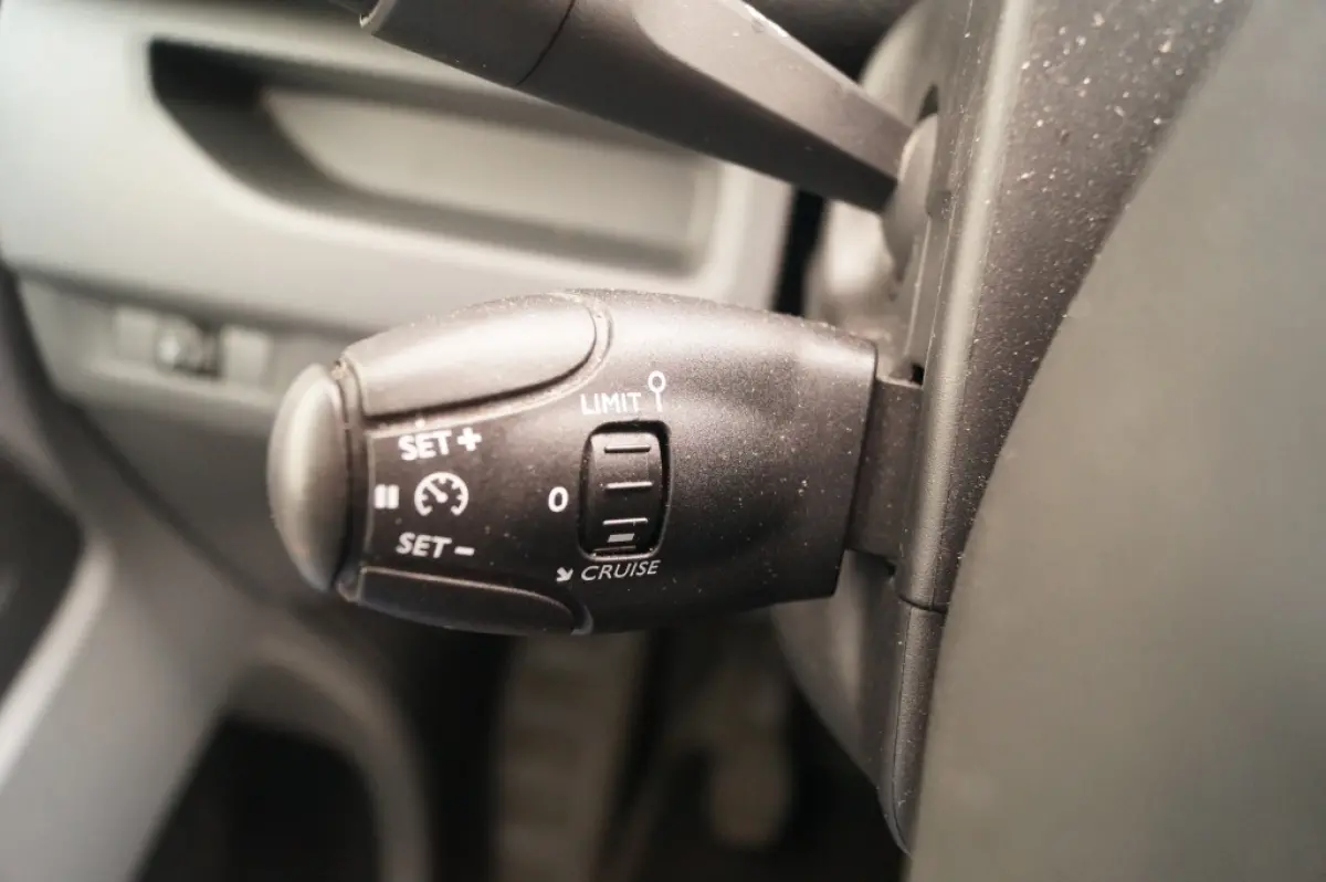 1.5 BlueHDI Standard Premium -NAVI-AIRCO-TREKHAAK-