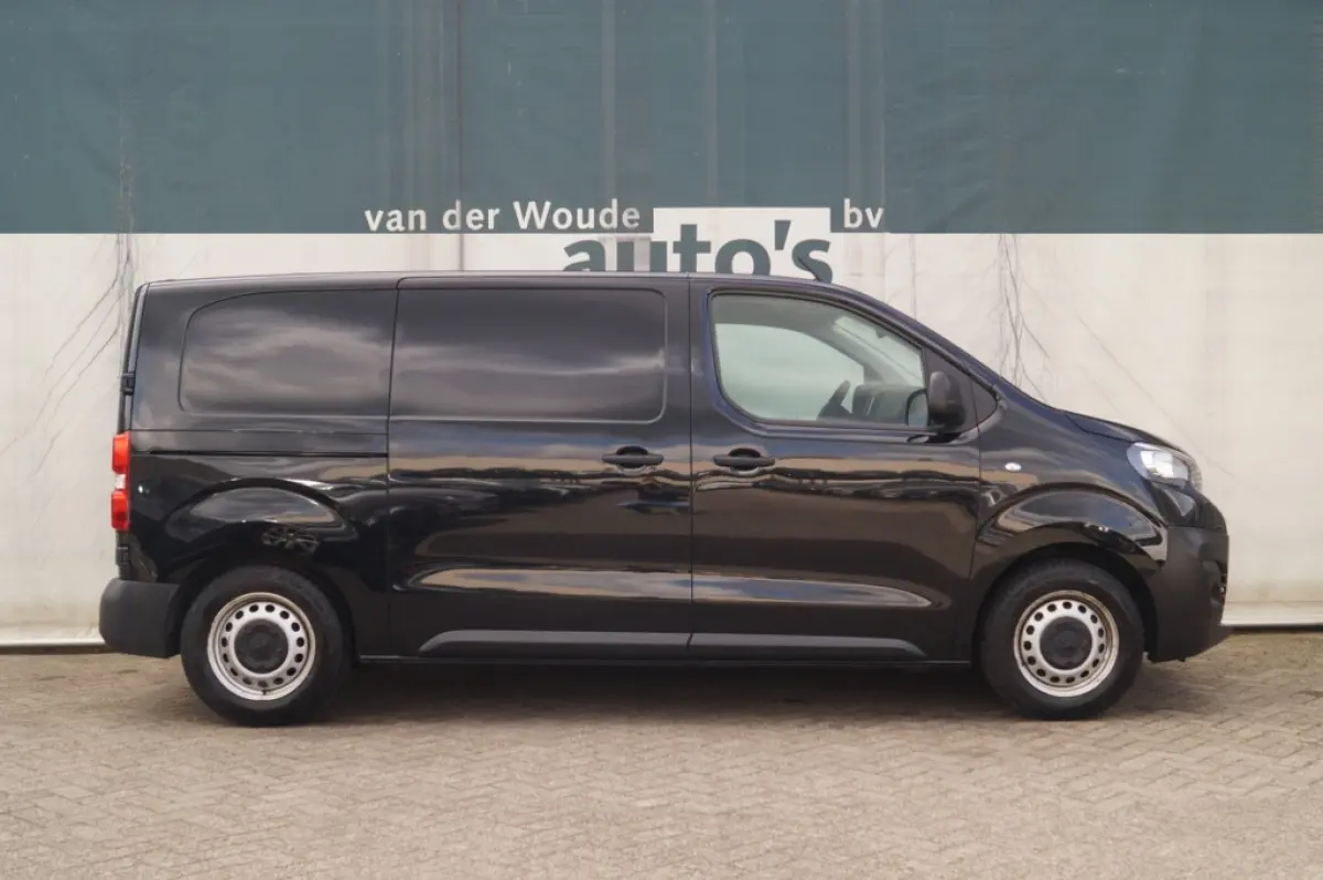 1.5 BlueHDI Standard Premium -NAVI-AIRCO-TREKHAAK-