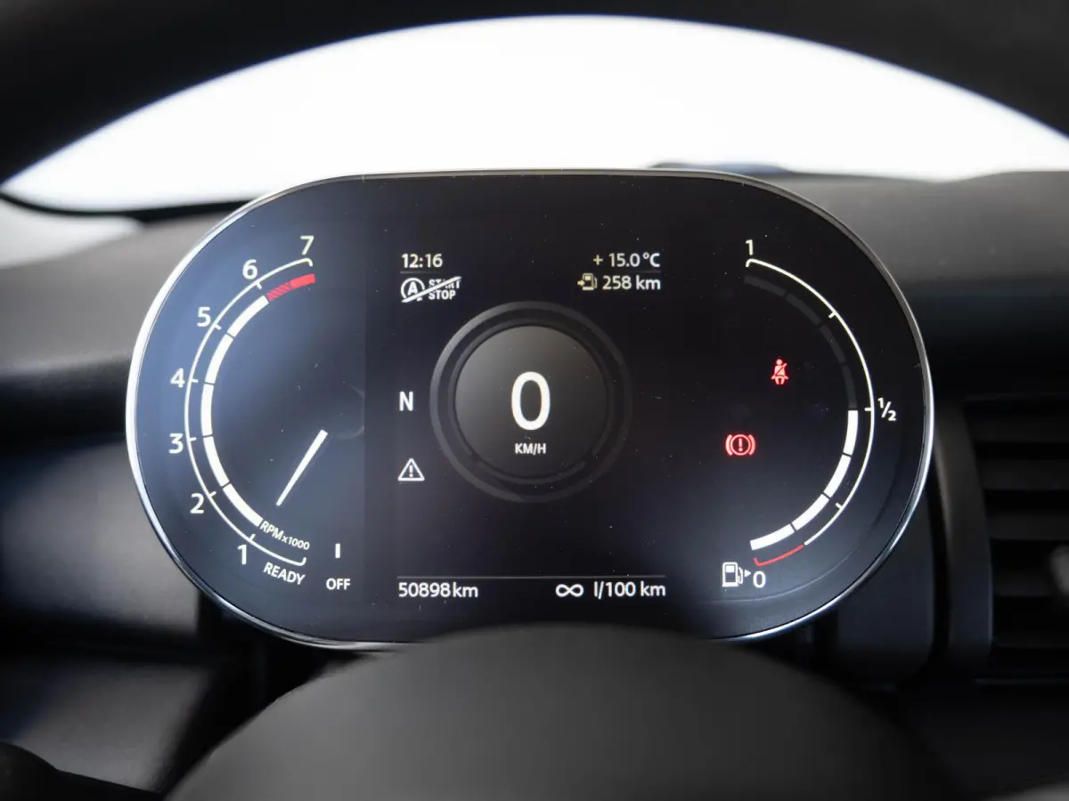 One Airco + Parkeersensoren