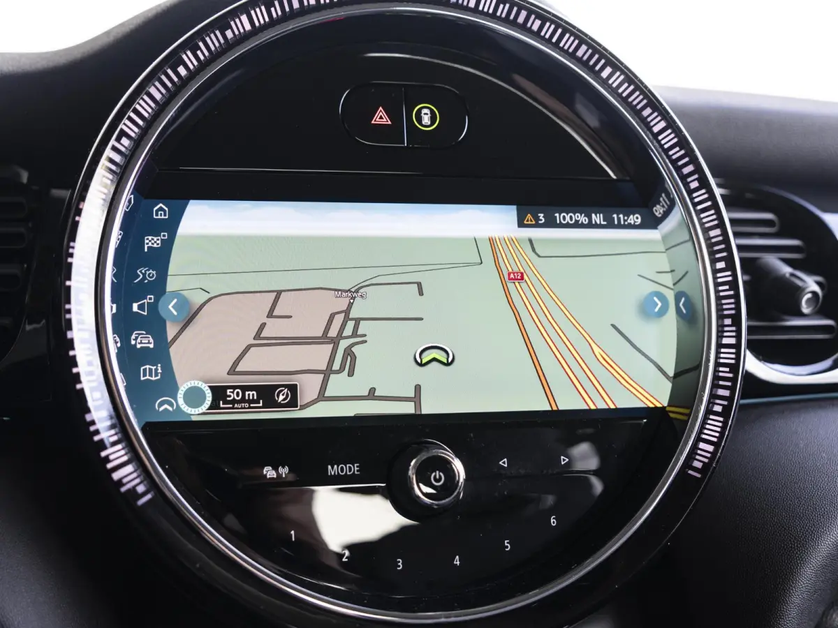 Cooper Classic + Navigatie + Black Exterieur pakket