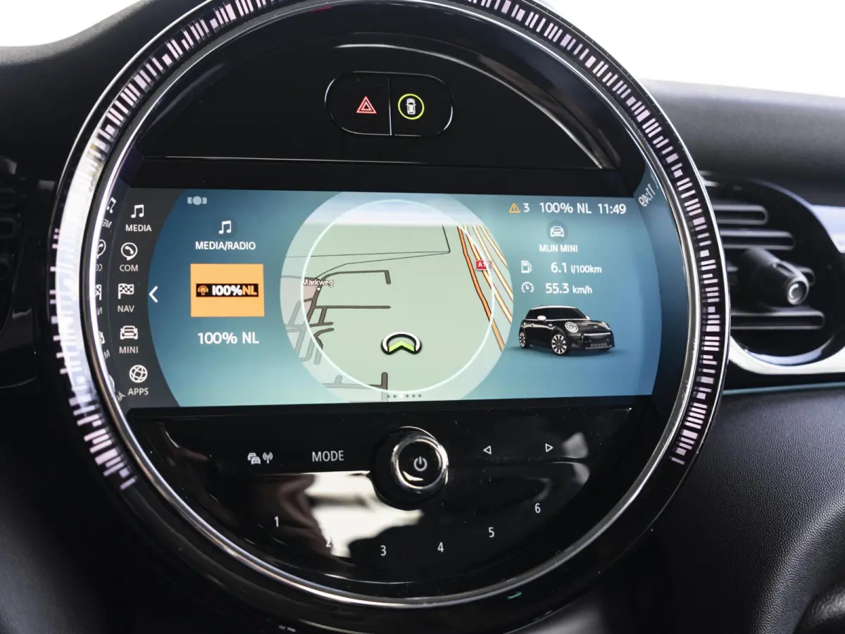 Cooper Classic + Navigatie + Black Exterieur pakket