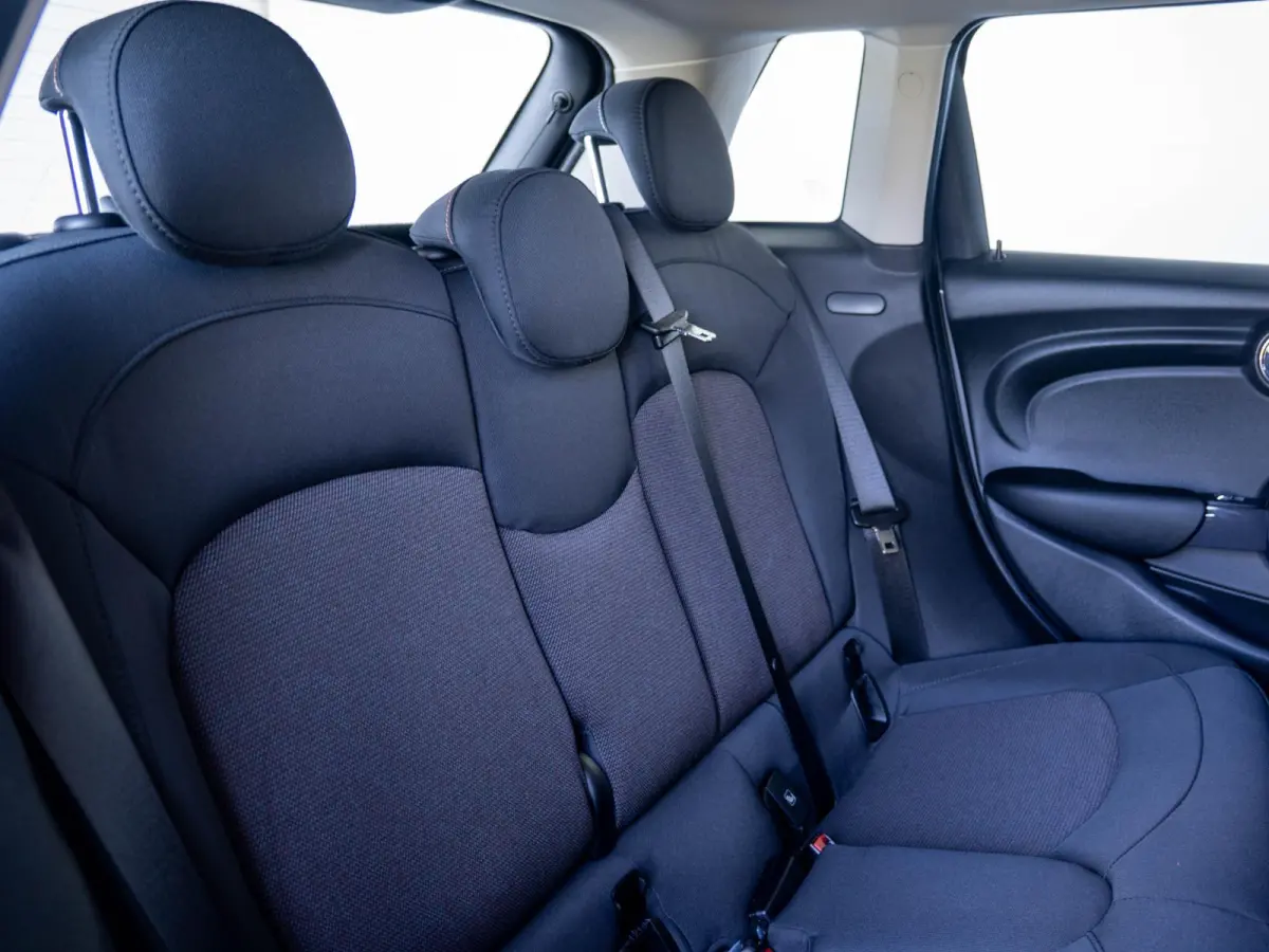 Cooper Airco + Cruise + Parkeersensoren