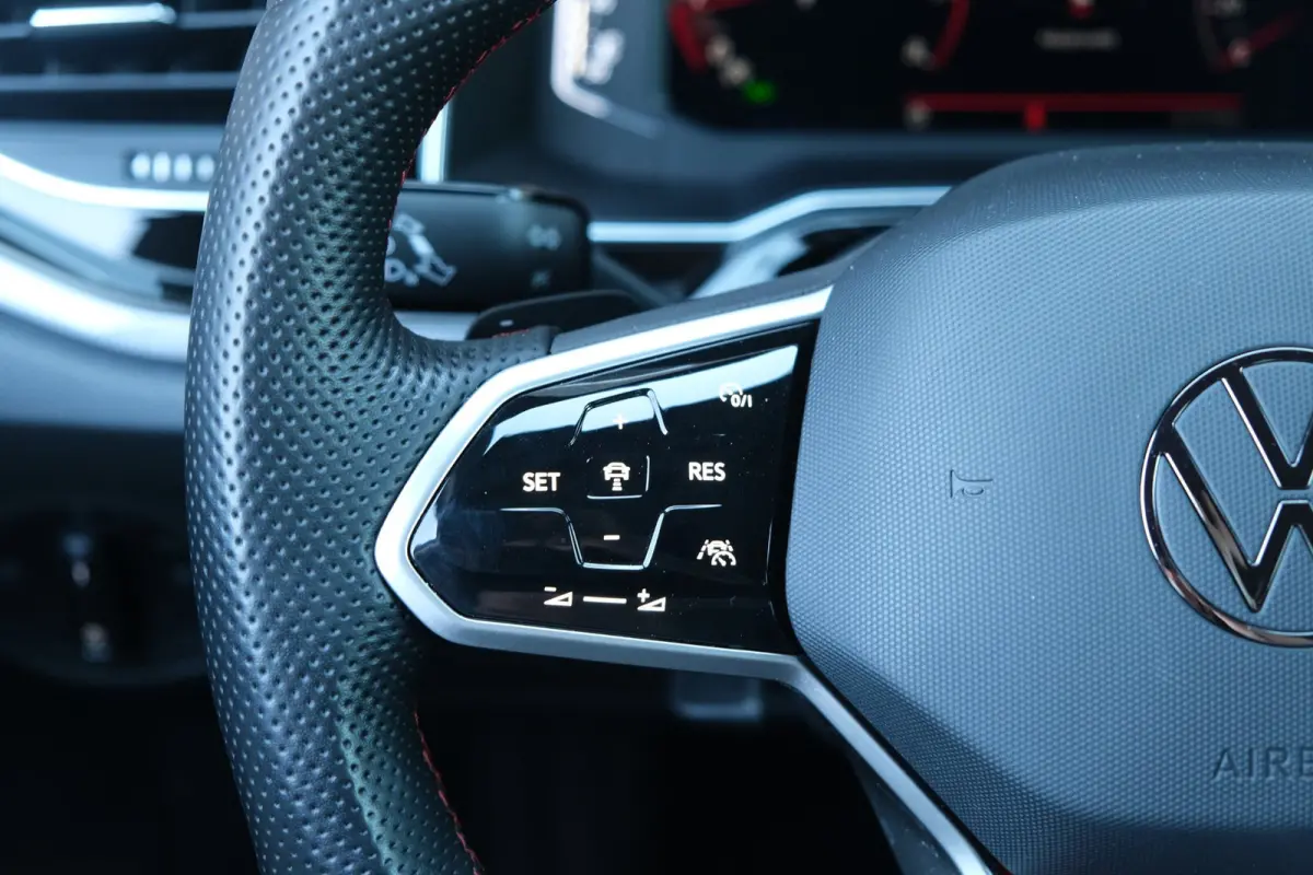 2.0 TSI GTI Facelift DSG 207PK Navi IQ Led ACC Roof Pack