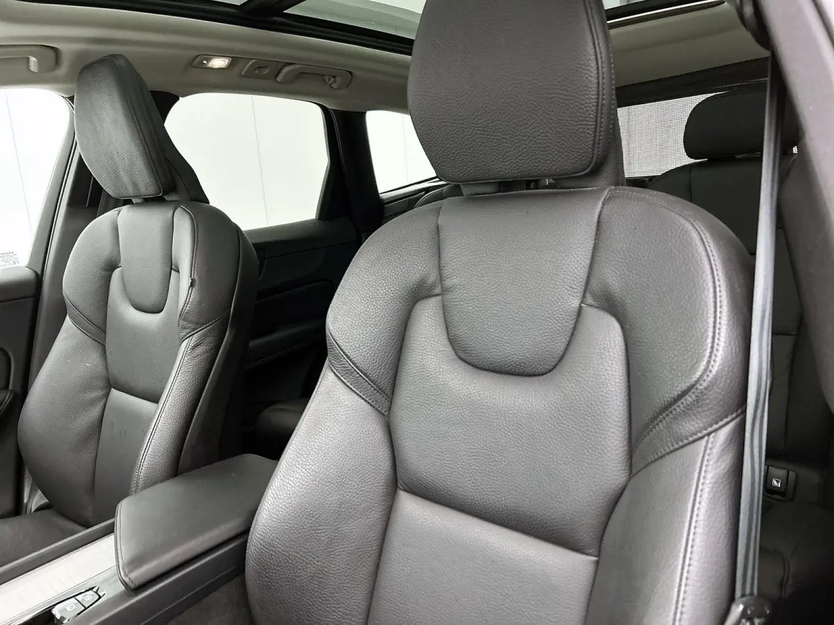 2.0 T6 Plug-in hybrid AWD Plus Bright | PANO-SCHUIFDAK | LEER | CAMERA | STOEL-STUURWIELVERWARMING