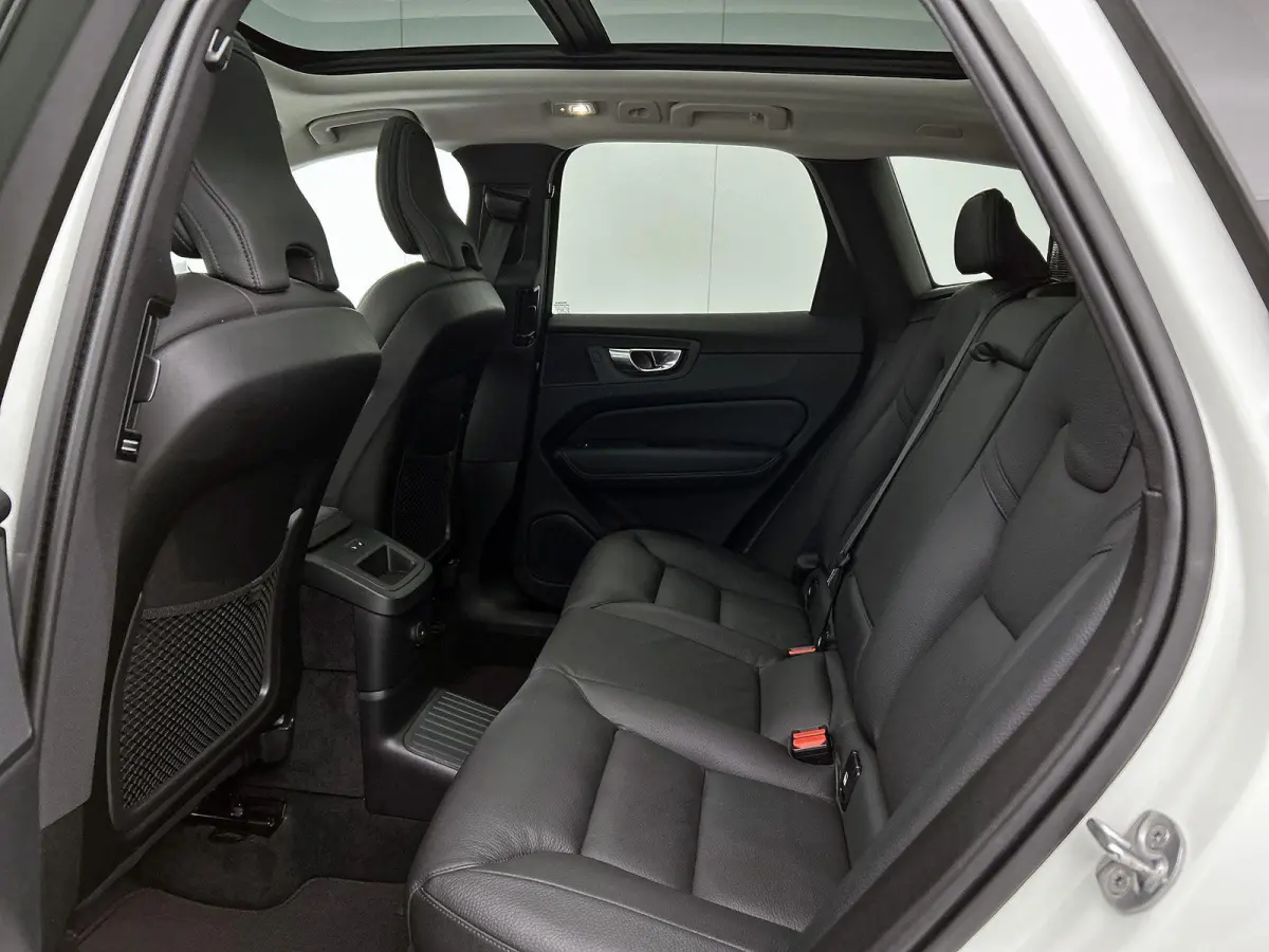 2.0 T6 Plug-in hybrid AWD Plus Bright | PANO-SCHUIFDAK | LEER | CAMERA | STOEL-STUURWIELVERWARMING