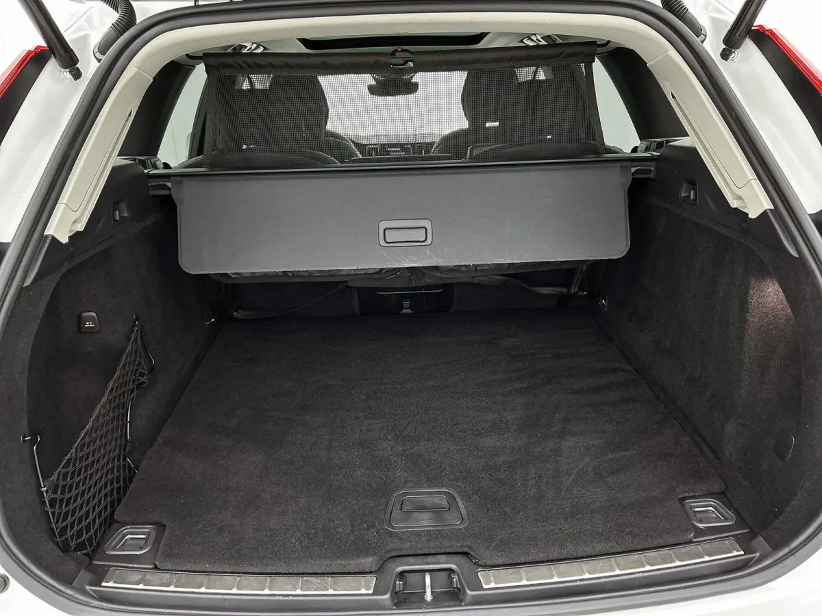2.0 T6 Plug-in hybrid AWD Plus Bright | PANO-SCHUIFDAK | LEER | CAMERA | STOEL-STUURWIELVERWARMING
