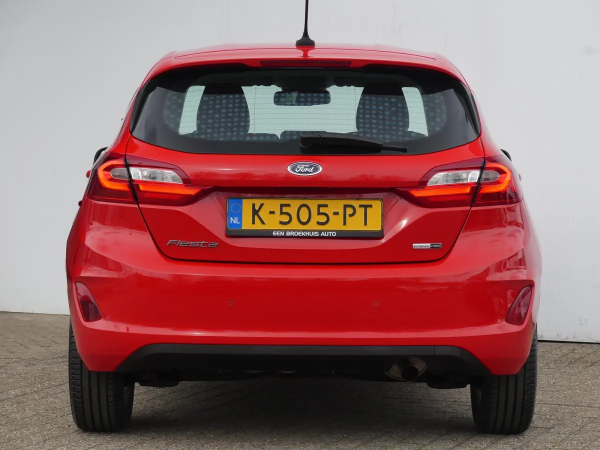 1.0 EcoBoost Hybrid Titanium X | STOEL+STUUR+VOORRUITVERWARMING | PARKEERSENSOREN | APPLE CARPLAY / ANDRIOD AUTO | KEYLESS | NAVI | LMV 15" |
