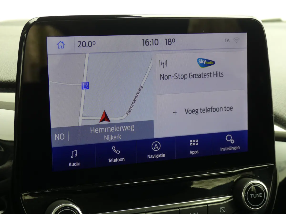 1.0 EcoBoost Hybrid Titanium X | STOEL+STUUR+VOORRUITVERWARMING | PARKEERSENSOREN | APPLE CARPLAY / ANDRIOD AUTO | KEYLESS | NAVI | LMV 15" |
