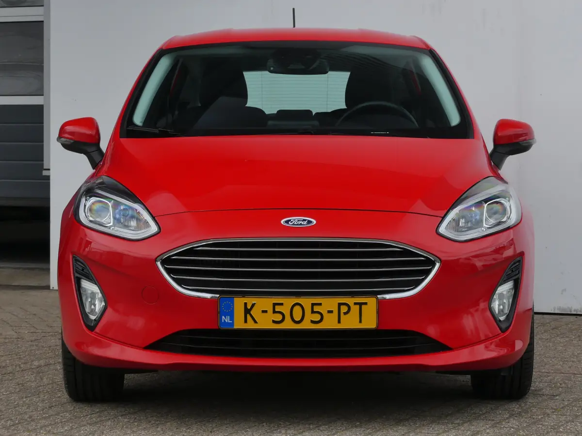 1.0 EcoBoost Hybrid Titanium X | STOEL+STUUR+VOORRUITVERWARMING | PARKEERSENSOREN | APPLE CARPLAY / ANDRIOD AUTO | KEYLESS | NAVI | LMV 15" |