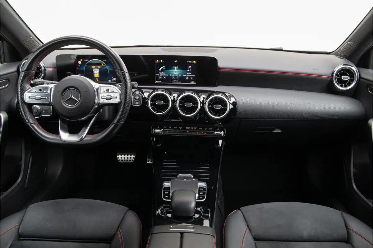 180 AMG Sportpakket, Camera, 2019