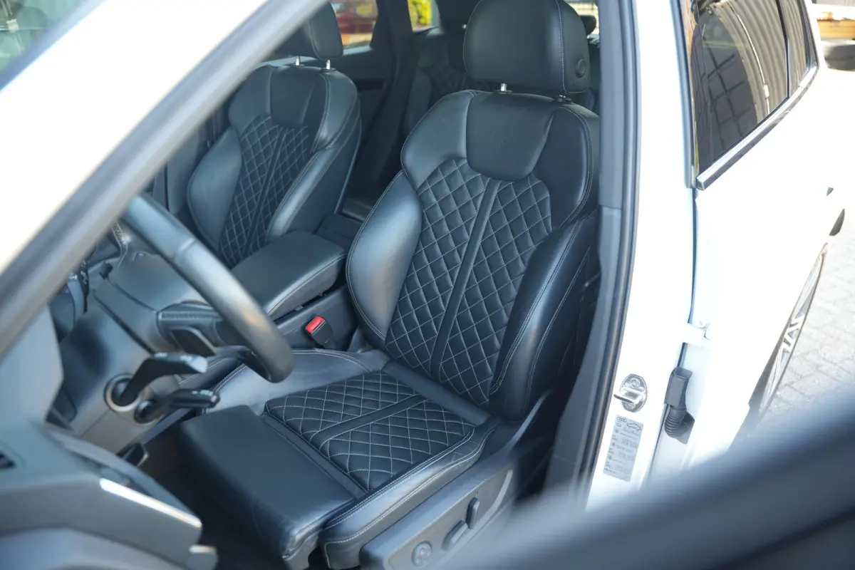 3.0 TFSI SQ5 quattro Pro Line Plus Panoramadak Adaptieve Cruise Luxe Leder B&O DAB+ Trekhaak