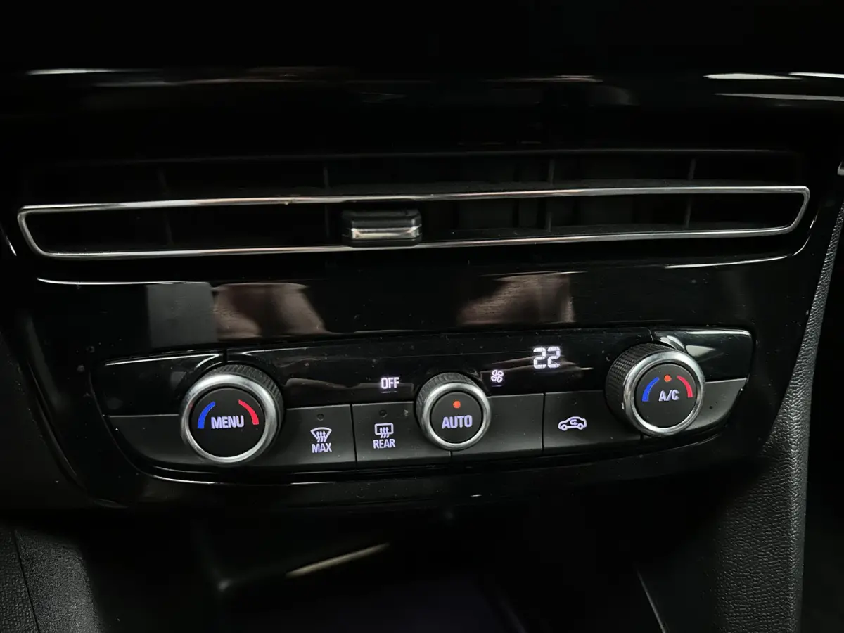 1.2 Turbo GS | CarPlay| Cruise Control| Digitaal dash|