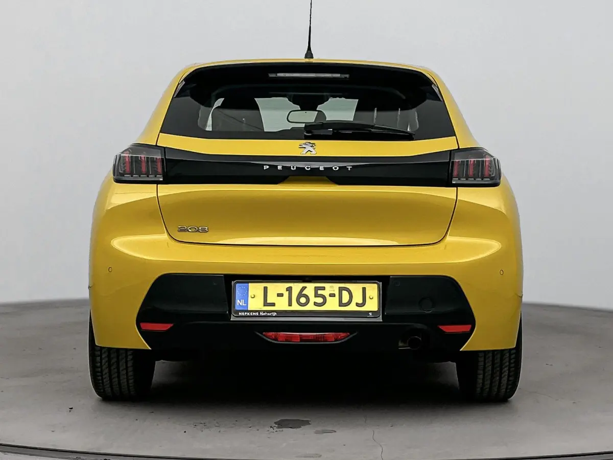 100pk Allure | Camera | Apple Carplay/Android Auto | 16 inch Velgen | Volledig Digitaal Instrumentenpaneel